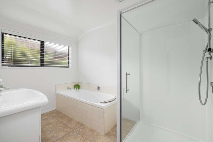 32 Bellbird Rise Pyes Pa_15