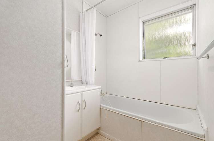 1/37 Blacklock Avenue Henderson_8