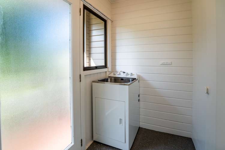 2/7 Green Street Tahunanui_12