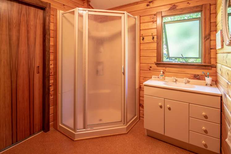 5 Manuka Terrace Duvauchelle_15