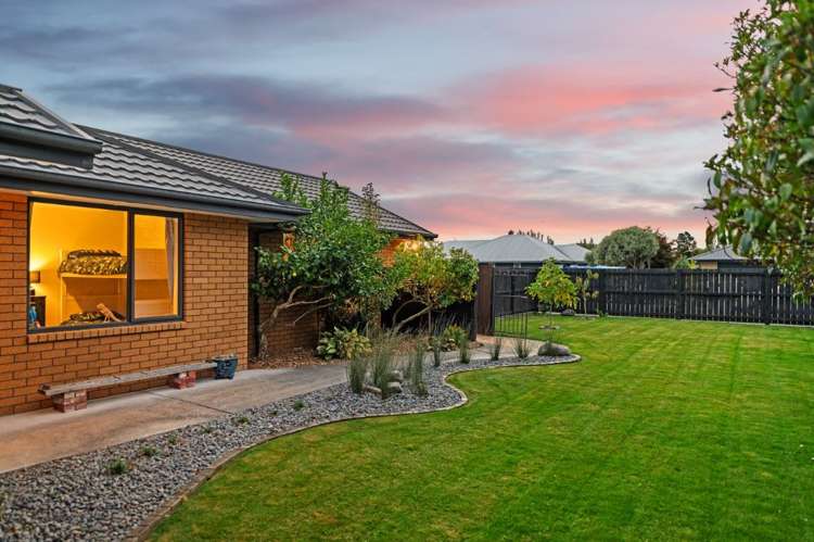 17 Greenmeadow Gardens Belfast_14