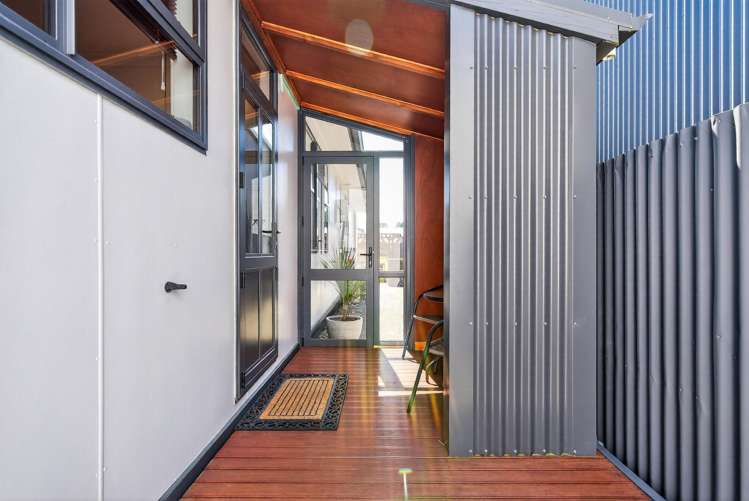 38 Montgomery Crescent Clouston Park_43