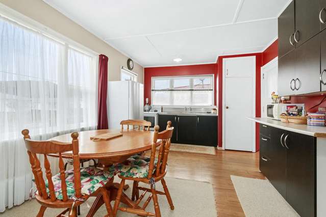 15 Konini Street Wainuiomata_4