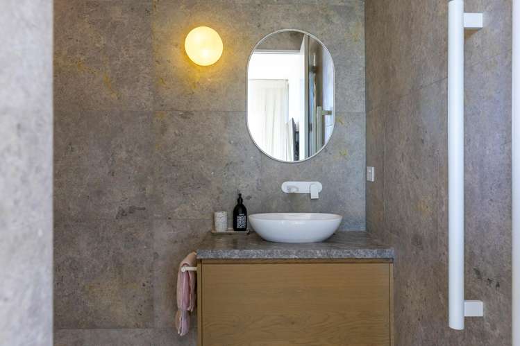 35 Pukenamu Road Rainbow Point_46