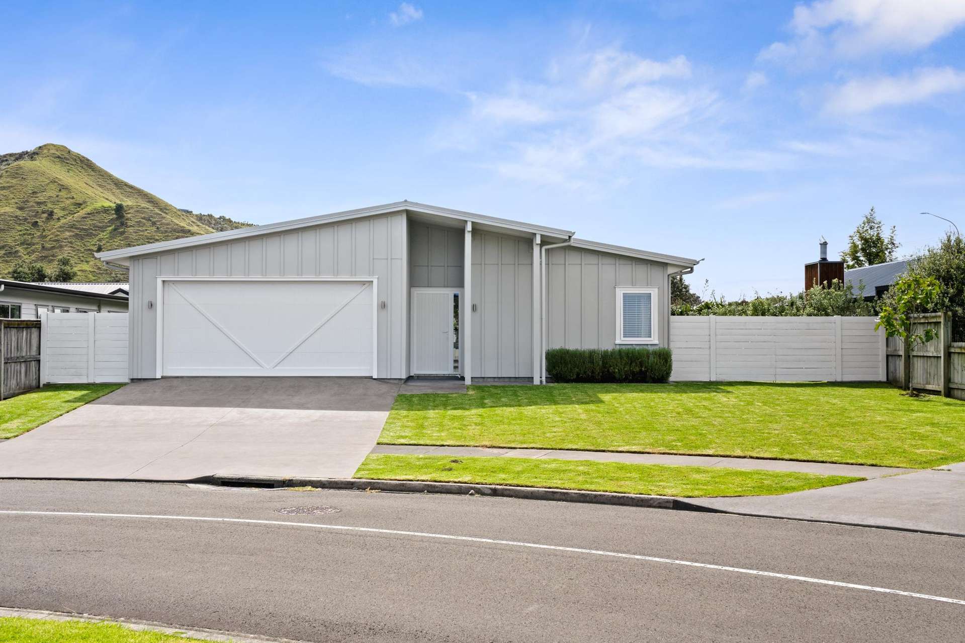 12 Tuamotu Park Wainui_0
