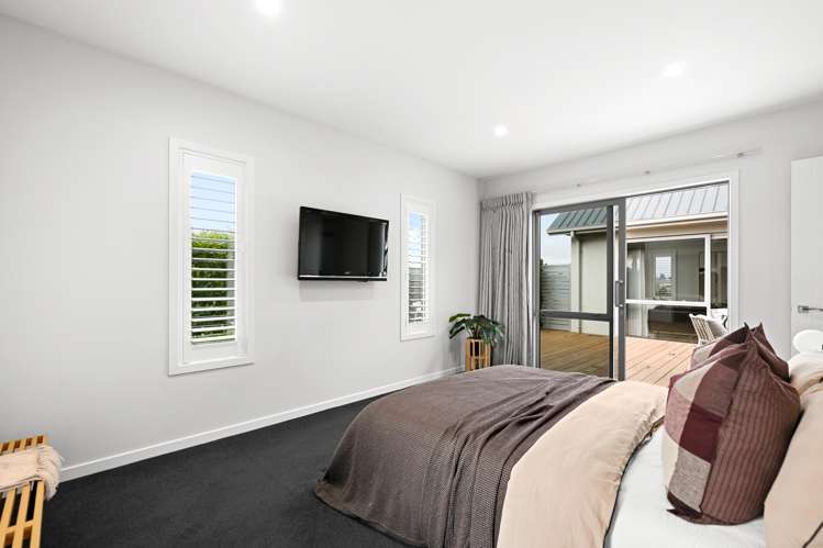 77 Baxter Michael Crescent Cambridge_15