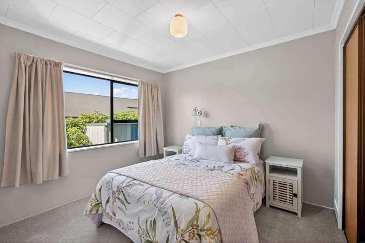 2/11 Cambria Street The Wood_10