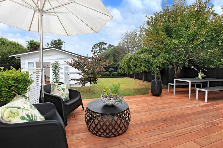 48 Calgary Street Mount Eden_12