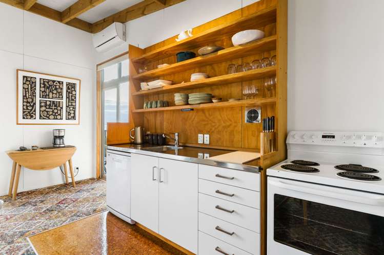 30 Beach Road Urenui_5