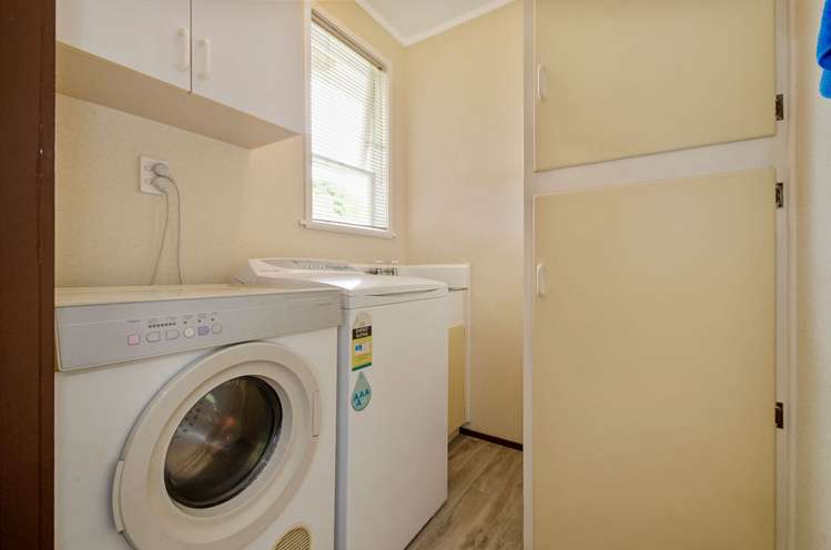 9 Winiata Terrace Papakura_11