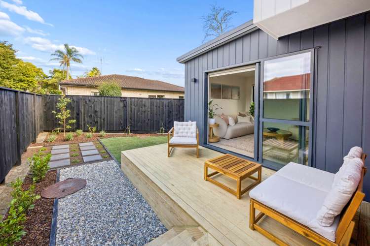 24/51A Swanson Road_0