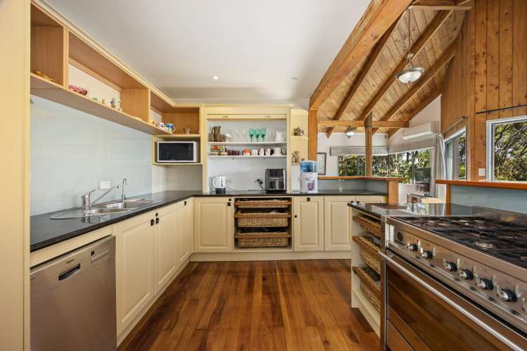 64 Ridge Road Mahurangi East_18