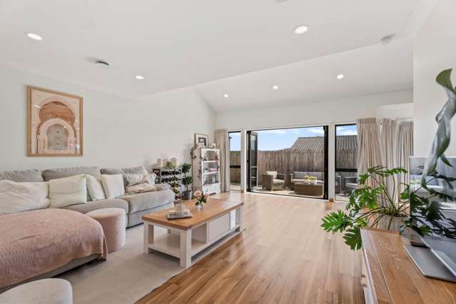 43a Clark Road Pahurehure_1