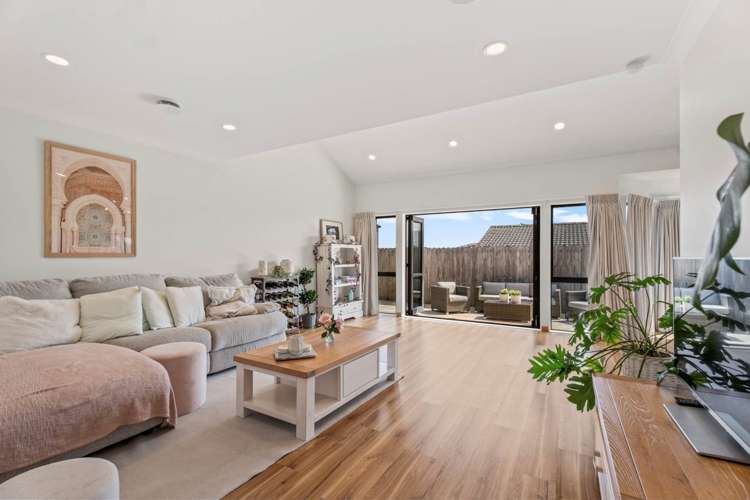 43a Clark Road Pahurehure_1