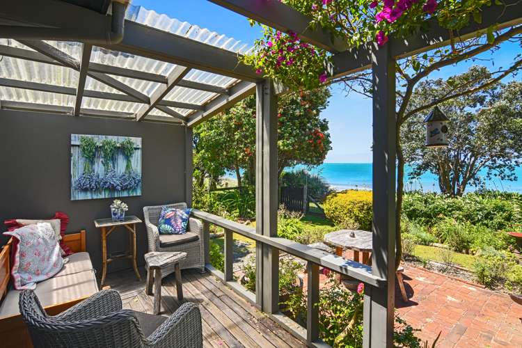 68 Bishop Road Parapara_7