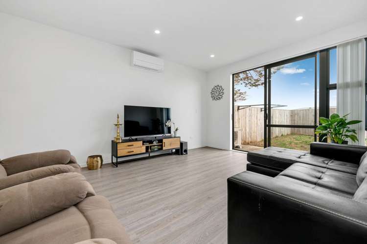 36 Karoro Road Flat Bush_8