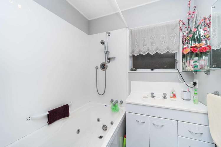 42 Amberley Avenue Westbrook_11