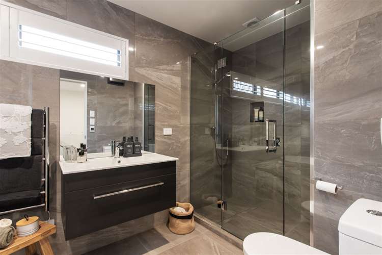 35 Hawkesbury Avenue Saint Albans_11