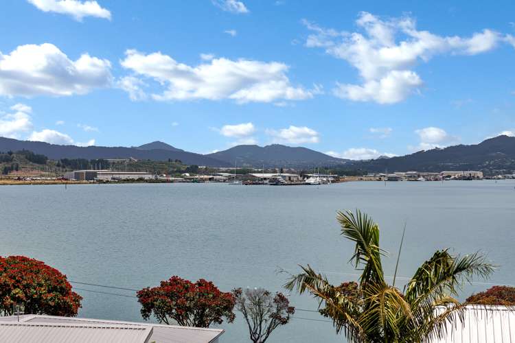 286 Beach Road Onerahi_25