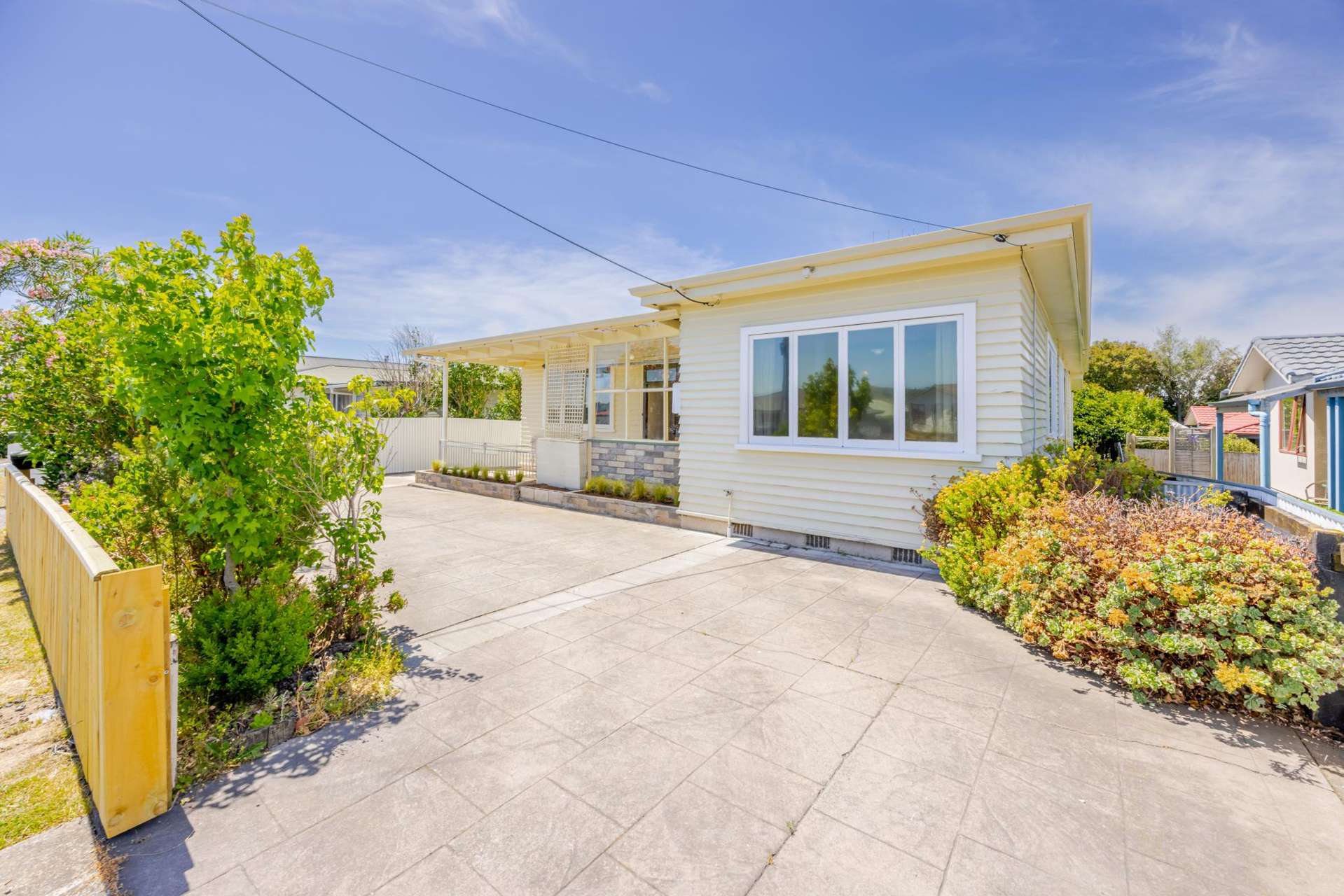 5B Wellington Road Waipukurau_0