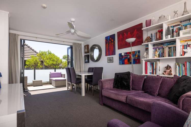 2/33 Miro Street Mt Maunganui_9