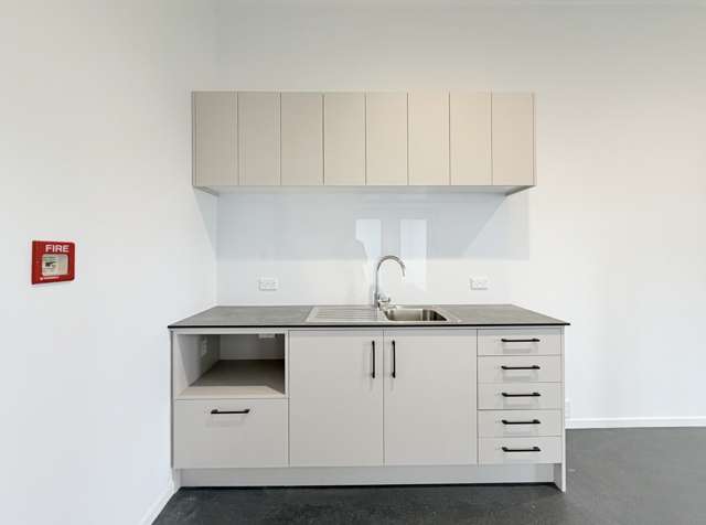 12-26 Te Heuheu Street Town Centre_3