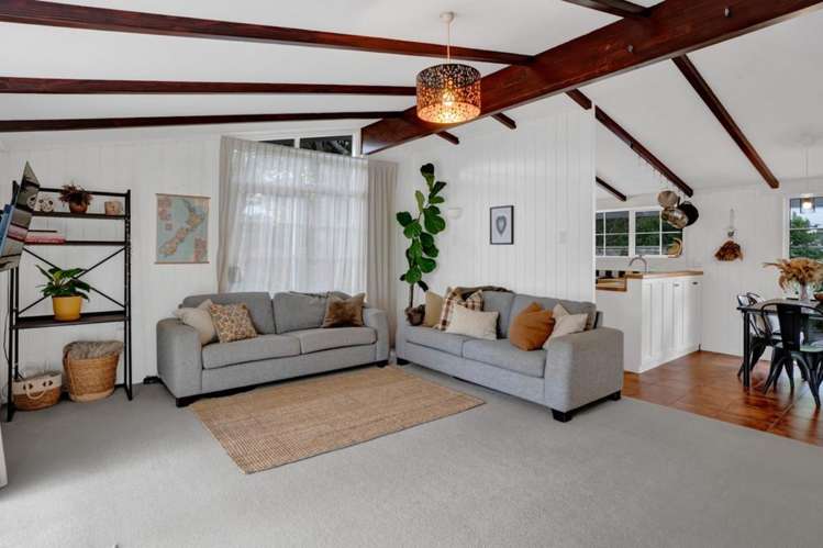 5 Prudence Place Oakura_2