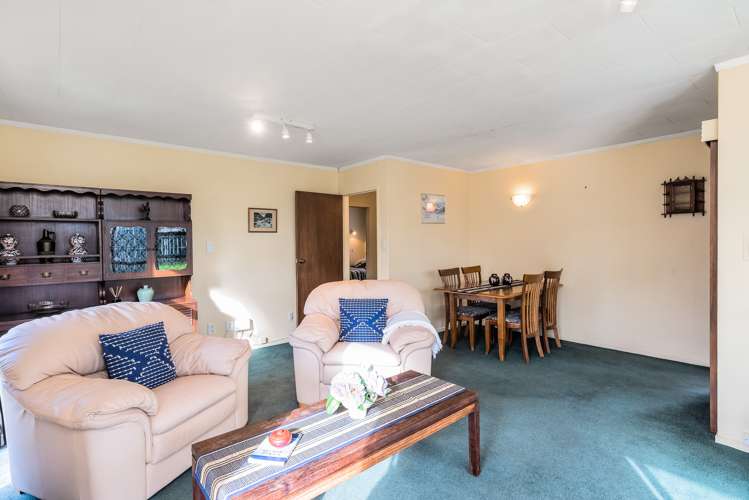 1/118 Hillcrest Road Raumati Beach_9