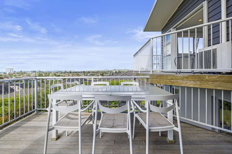 60 Chesterfield Way Orewa_15