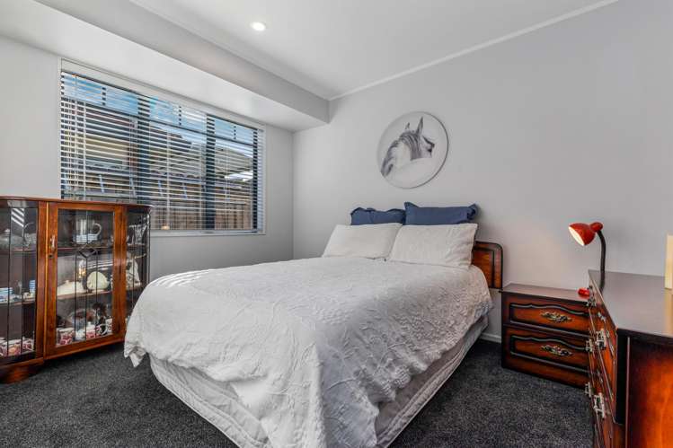 108 Lakeside Drive Orewa_10