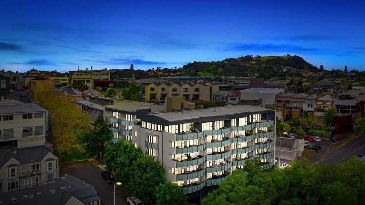 25/8 Basque Road Eden Terrace_11