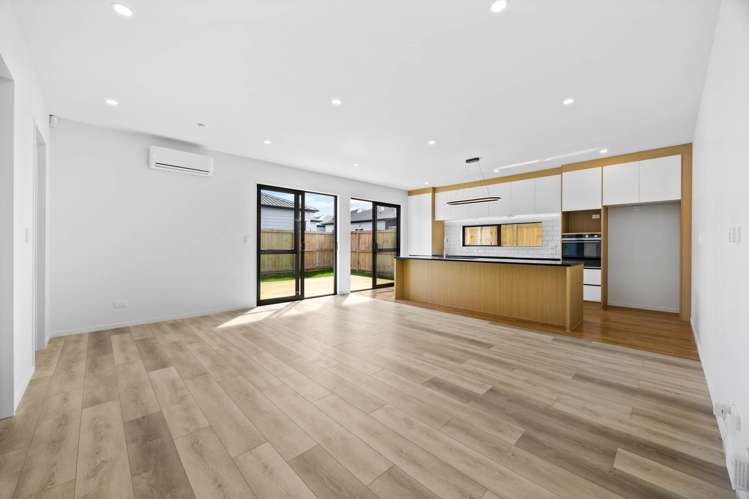 21 Tuwai Crescent Opaheke_7