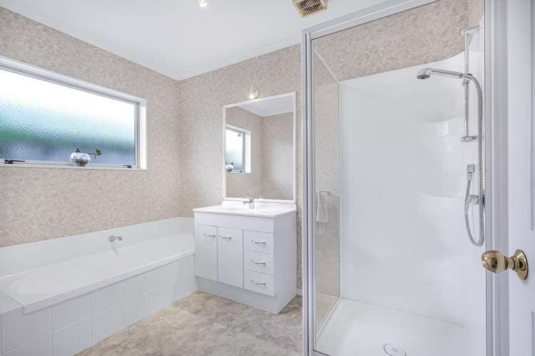 51 Edenpark Drive Rototuna North_10