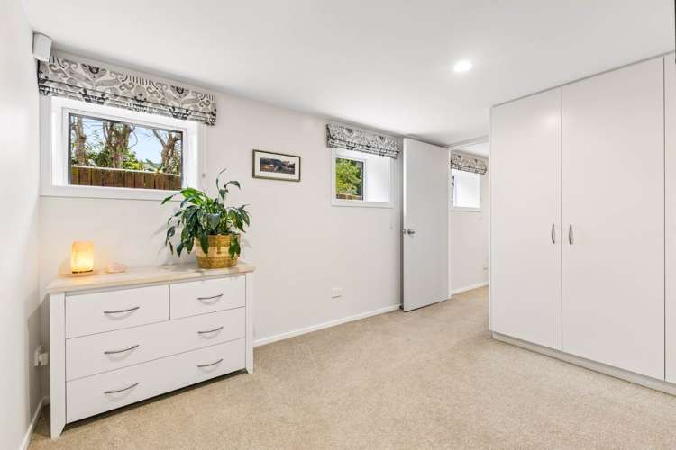 3 Freshney Place Hill Park_21