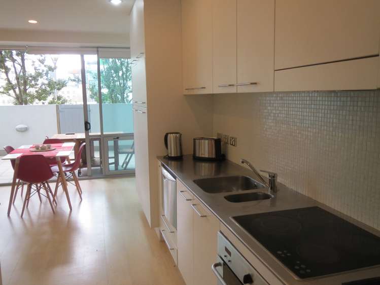 514/30 Beach Road Auckland Central_7