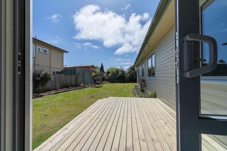 18 Pompolona Street Te Anau_21