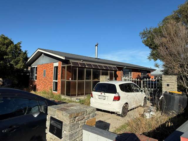 3 Channel Place Aranui_1