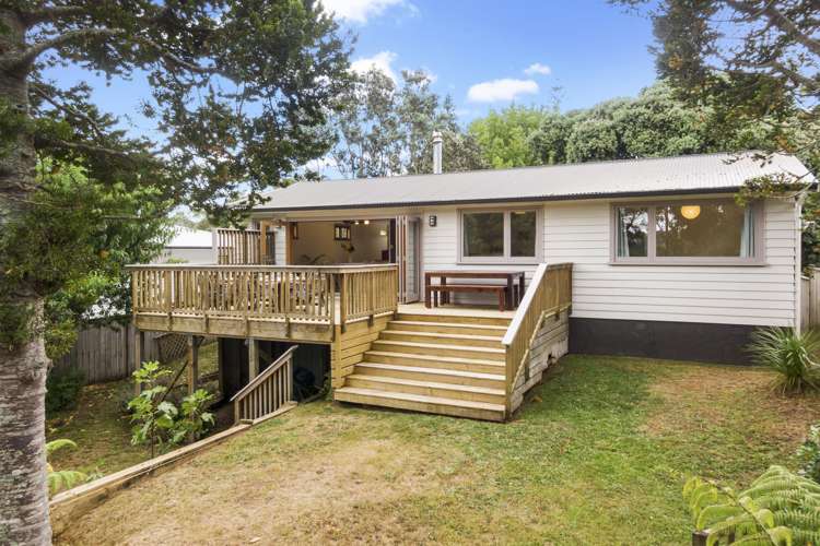 30 Rimutaka Place Titirangi_14