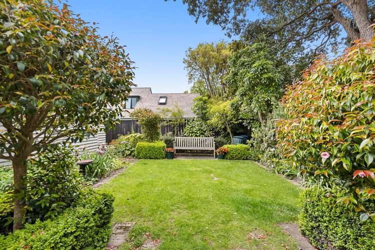 19 Hinau Street Woburn_17