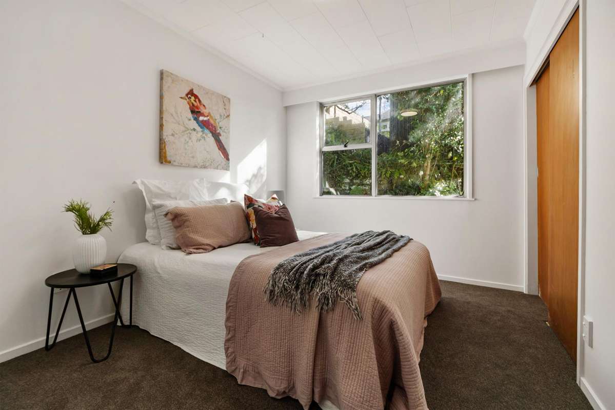 79 & 79A Farnham Street_4
