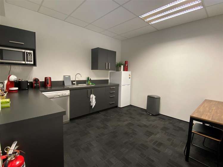 Part 1st Floor, 408 Anglesea Street Hamilton Central_4