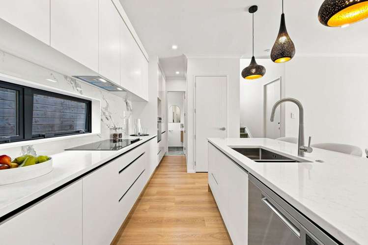 80A Bruce Road Glenfield_12