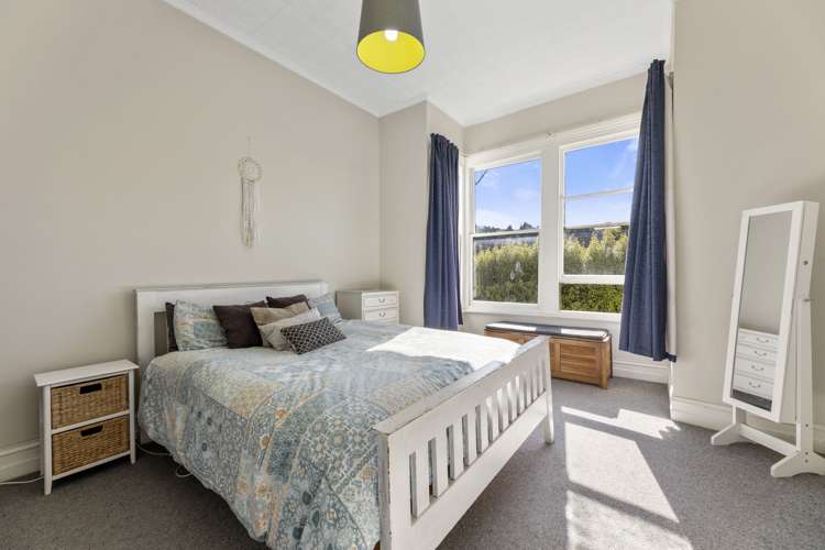 37 Blacks Road North East Valley_3