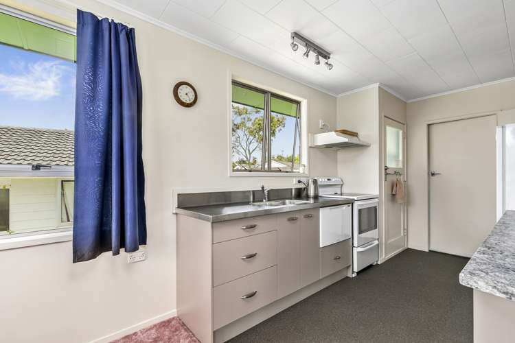 26 Meilland Place Glen Eden_11