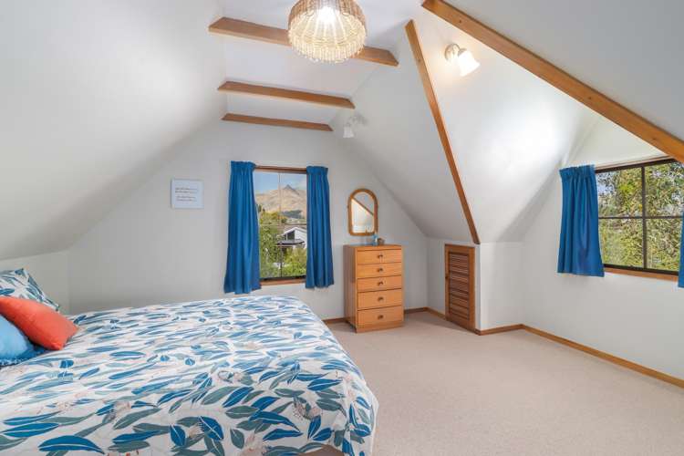 7 Cannon Hill Crescent Mt Pleasant_11