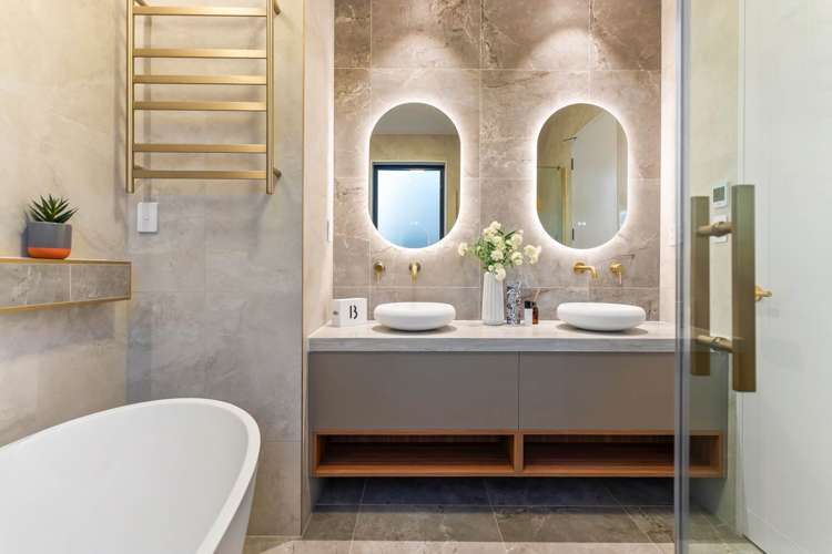 437A East Coast Road Mairangi Bay_12