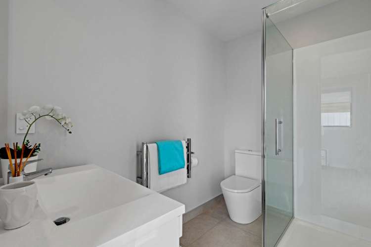 18 Kuinga Street Wainui_10