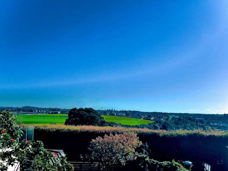 271 Bleakhouse Road_2
