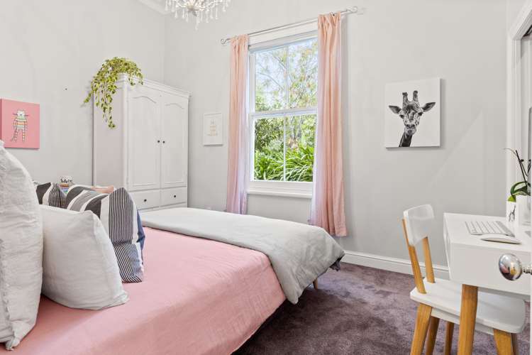 8 Glen Road Stanley Point_12