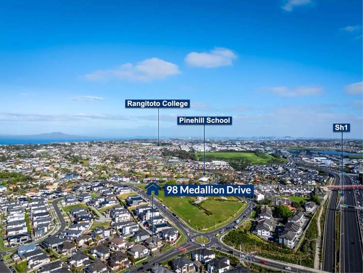 98 Medallion Drive Oteha_35